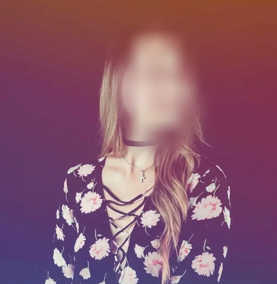 Amanda, 24