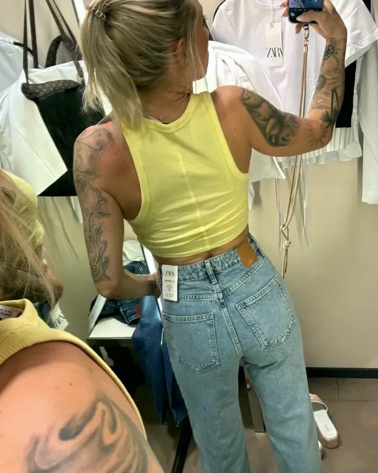 Aurora, 37